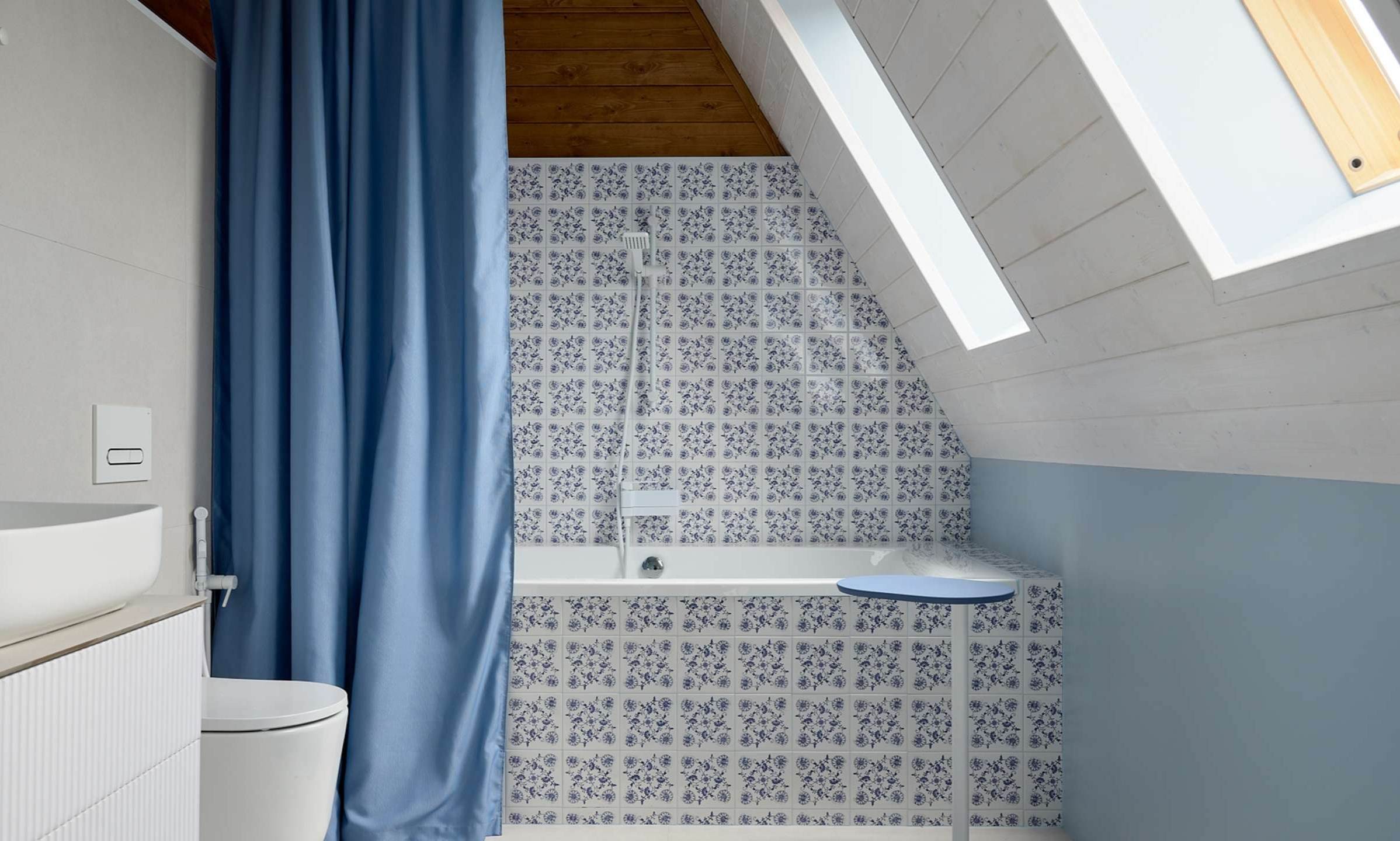 Ванная в неорусском стиле